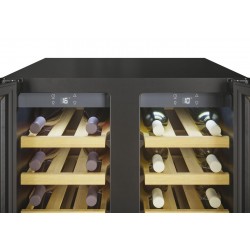 Candy Wine Cooler CCVB 60D/1 Energy efficiency class G Built-in Bottles capacity 38 Black